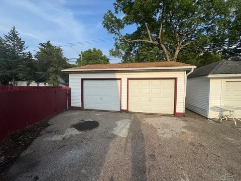 813 Fitzhugh Street, Bay City MI 48708 photo 3