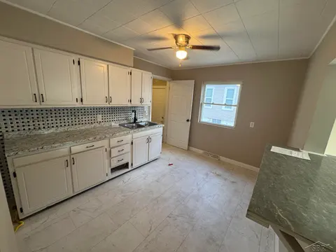 813 Fitzhugh Street, Bay City MI 48708 photo 5