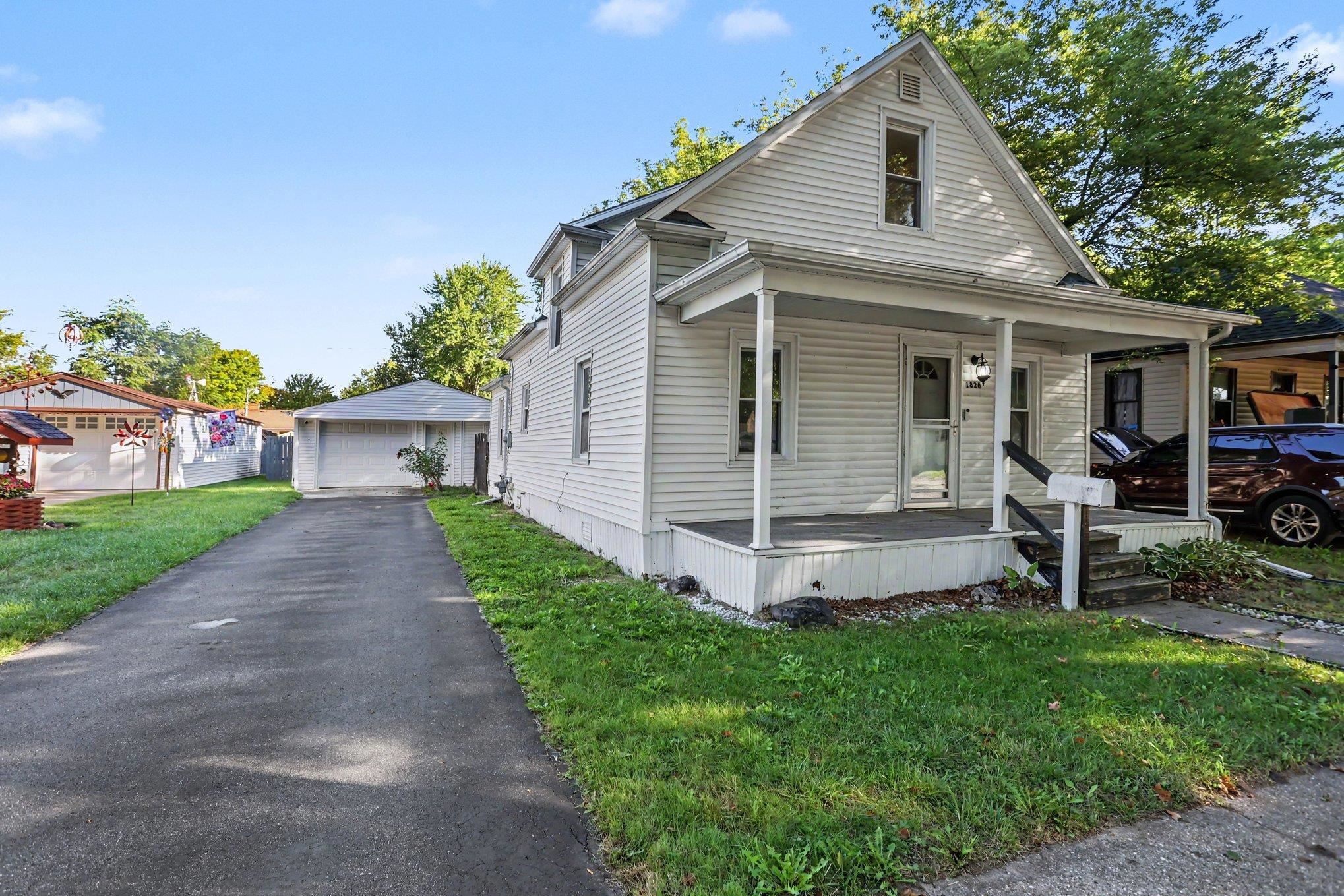 1826 Gilbert Street, Saginaw MI 48602 photo 1