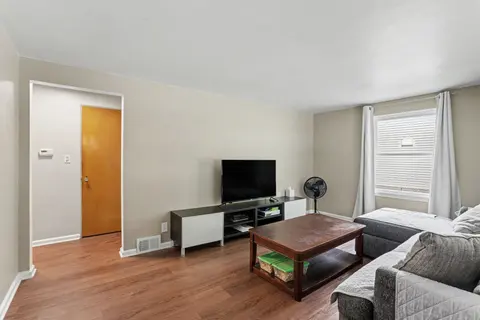 607 N Sophia Street, Bay City MI 48706 photo 4