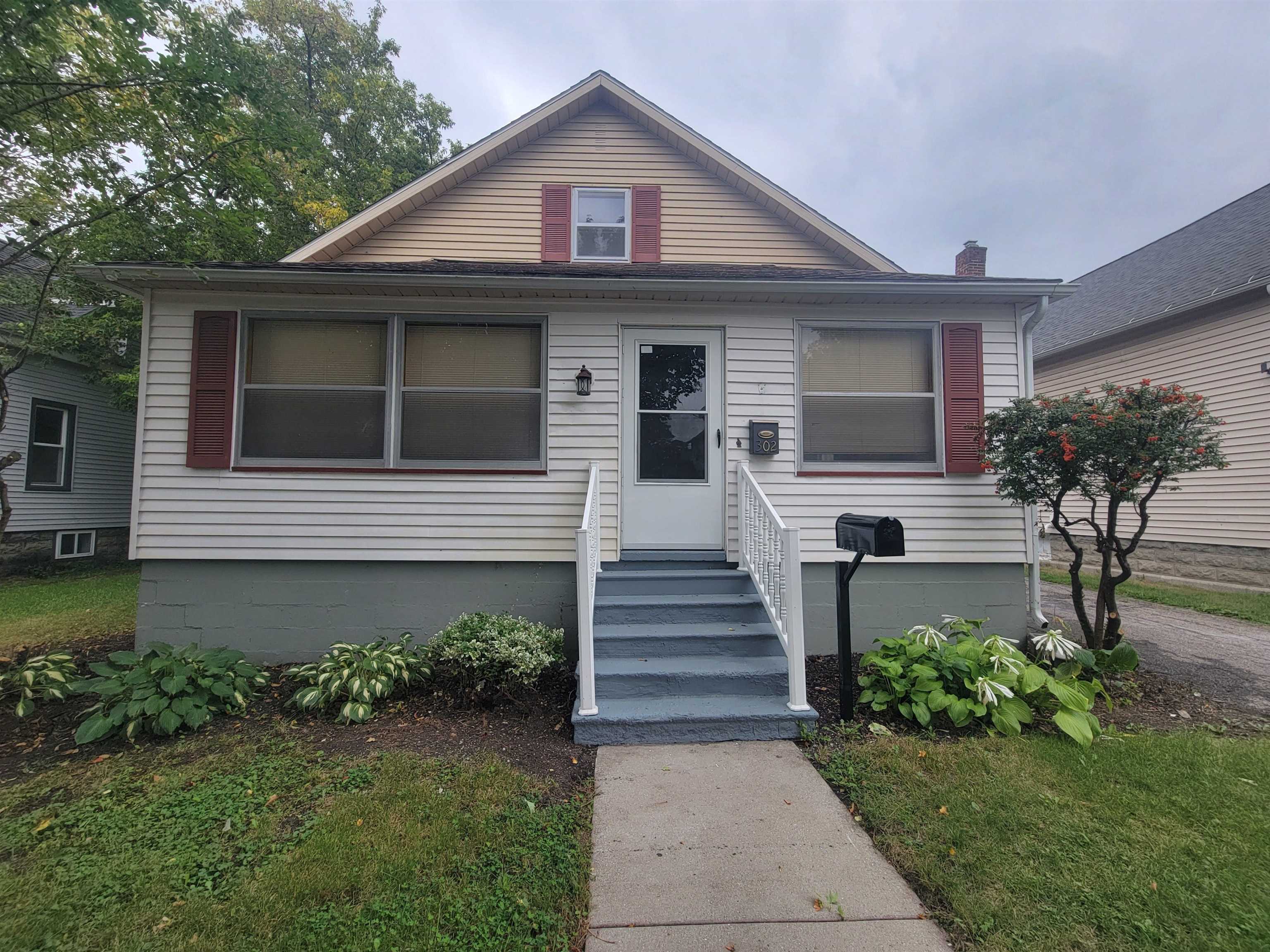 302 Fitzhugh Street, Bay City MI 48708 photo 1