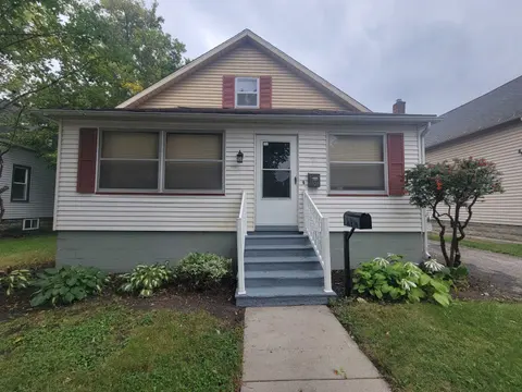 302 Fitzhugh Street, Bay City MI 48708 home for sale