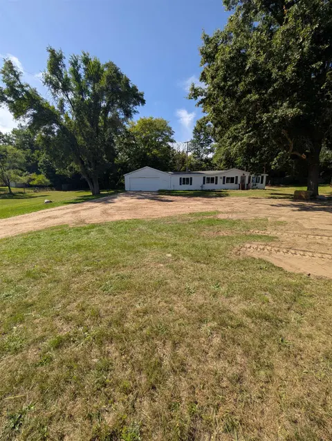 5900 Silver Lake Drive, Lake MI 48632 photo 3