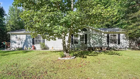 2410 S Loomis Road, Mount Pleasant MI 48858 photo 2