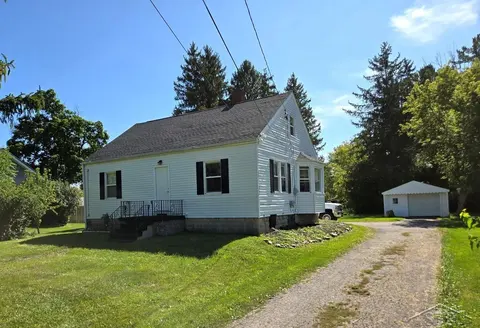 3715 Shattuck Road, Saginaw MI 48603 home for sale