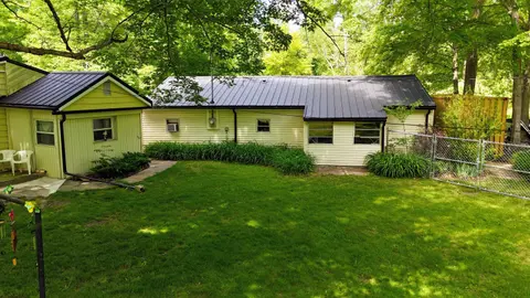 836 Poquonnock Drive, Hope MI 48628 photo 3