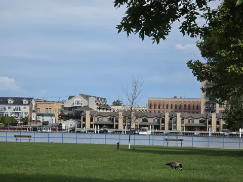 702 E Jane Street, Bay City MI 48706 photo 3