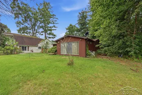 3964 N West River Road, Sanford MI 48657 photo 3