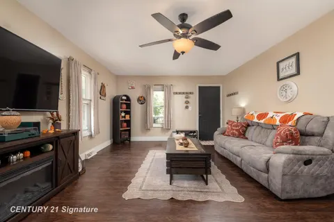 1310 State Street, Midland MI 48640 photo 4