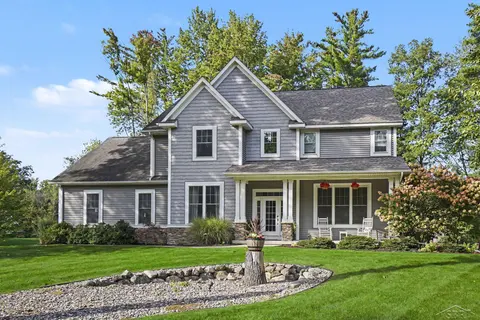 2785 E Iron Woods Pass Drive, Midland MI 48642 home for sale