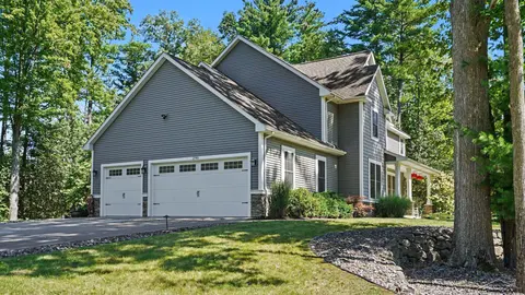 2785 E Iron Woods Pass Drive, Midland MI 48642 photo 4