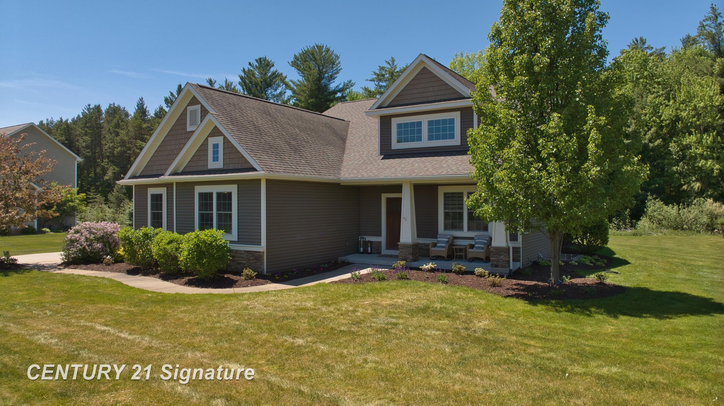 2083 N Harvest Circle, Midland MI 48642 photo 1