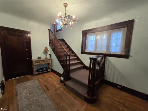 5303 Dixie Highway, Saginaw MI 48601 photo 2