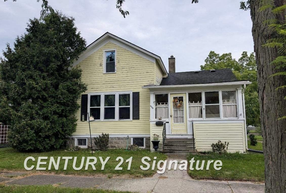 220 S Charles Street, Saginaw MI 48602 photo 1