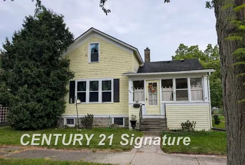 220 S Charles Street, Saginaw MI 48602 home for sale