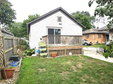 1530 Elizabeth Street, Bay City MI 48708 photo 3