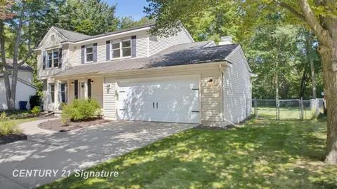 5628 Bloomfield Drive, Midland MI 48642 photo 5