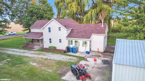 2818 E Brooks Road, Midland MI 48623 photo 4