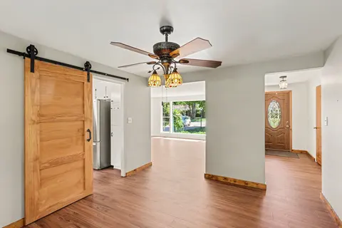 1449 Lathrup Avenue, Saginaw MI 48638 photo 3