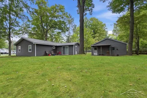 4305 Anderson Drive, Beaverton MI 48612 photo 3