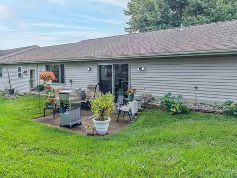 1582 Dormie Drive, Gladwin MI 48624 photo 2