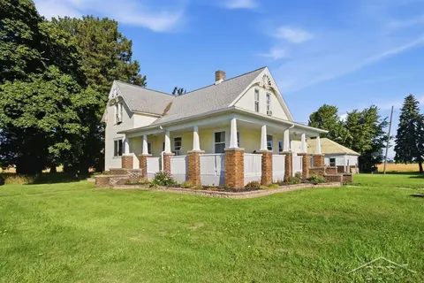 20 W Hotchkiss Road, Bay City MI 48706 photo 2