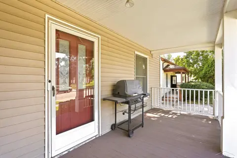 2450 N Charles Street, Saginaw MI 48602 photo 3