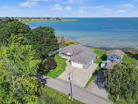 5871 Sandy Drive, Pinconning MI 48650 home for sale