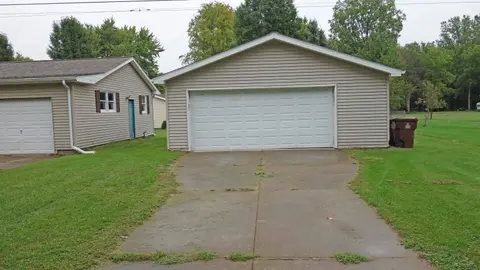 801 Firwood Street, Chesaning MI 48616 photo 4