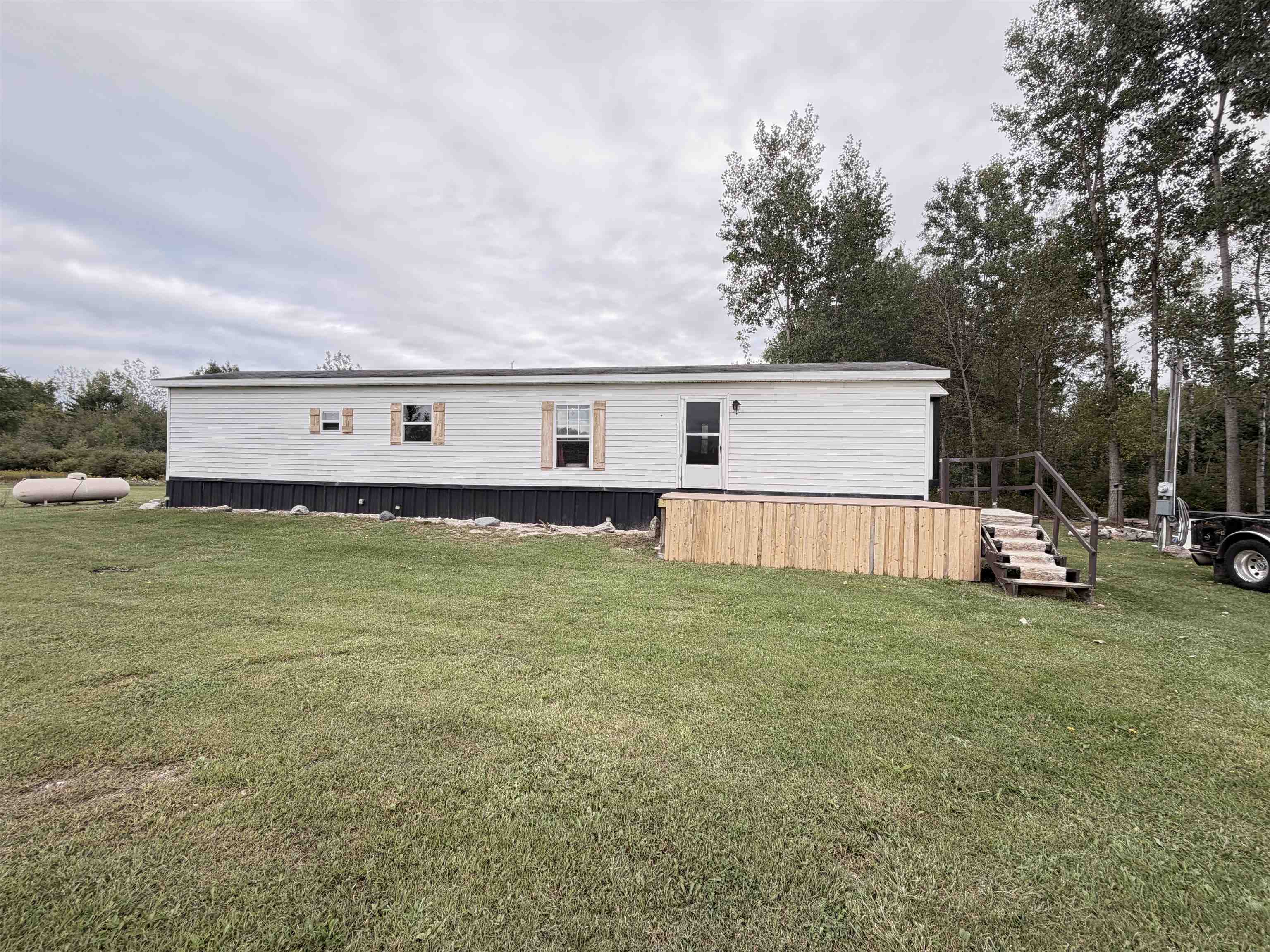 5555 S Bard Roads, Beaverton MI 48612 photo 1
