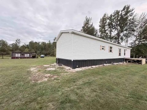 5555 S Bard Roads, Beaverton MI 48612 photo 2