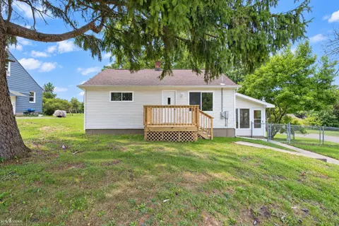 1126 S Shiawassee Street, Owosso MI 48867 home for sale