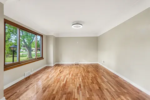 838 S Powell Road, Essexville MI 48732 photo 2