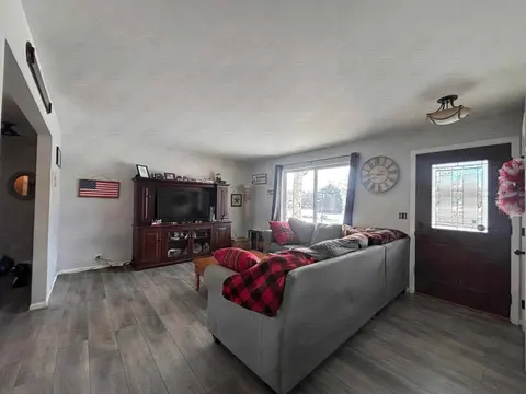 963 King James Court, Vassar MI 48768 photo 2