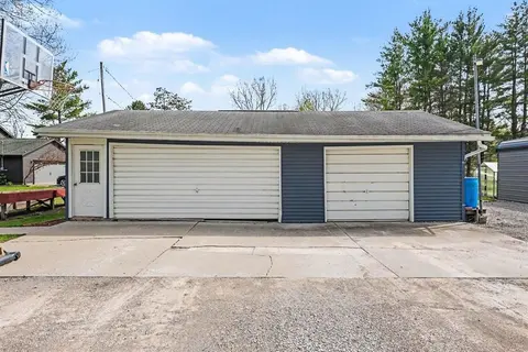 5494 N Lake Sanford Road, Sanford MI 48657 photo 3