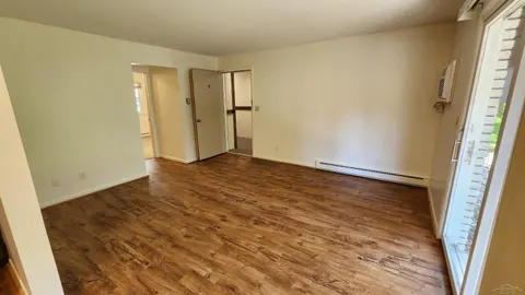 240 W Tuscola Unit 5 Street # 5, Frankenmuth MI 48734 photo 3