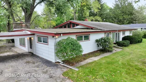 5161 S Washington Road, Saginaw MI 48601 photo 3