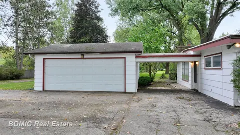 5161 S Washington Road, Saginaw MI 48601 photo 4