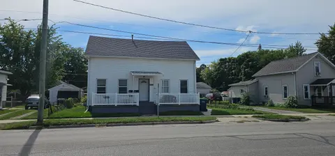 3226 N Water St Street, Bay City MI 48708 photo 4