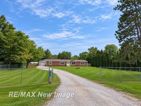 3880 E Curtis Road, Birch Run MI 48415 photo 4