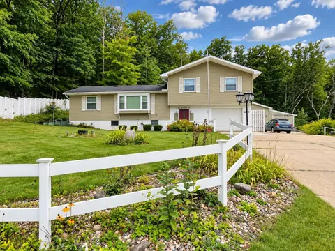 3825 Lapham Drive, Harrison MI 48625 home for sale