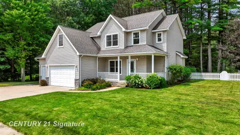 7725 Mammoth Pines Lane, Midland MI 48642 photo 4