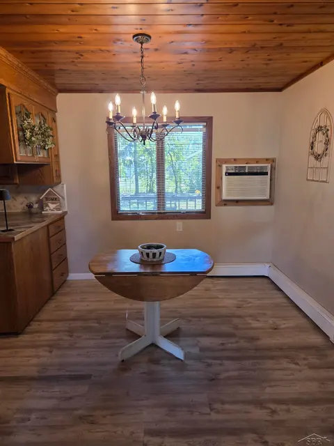 409 W Edwin Street, Linwood MI 48634 photo 5