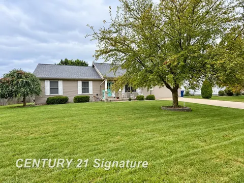 4105 W Island Drive, Saginaw MI 48603 photo 2