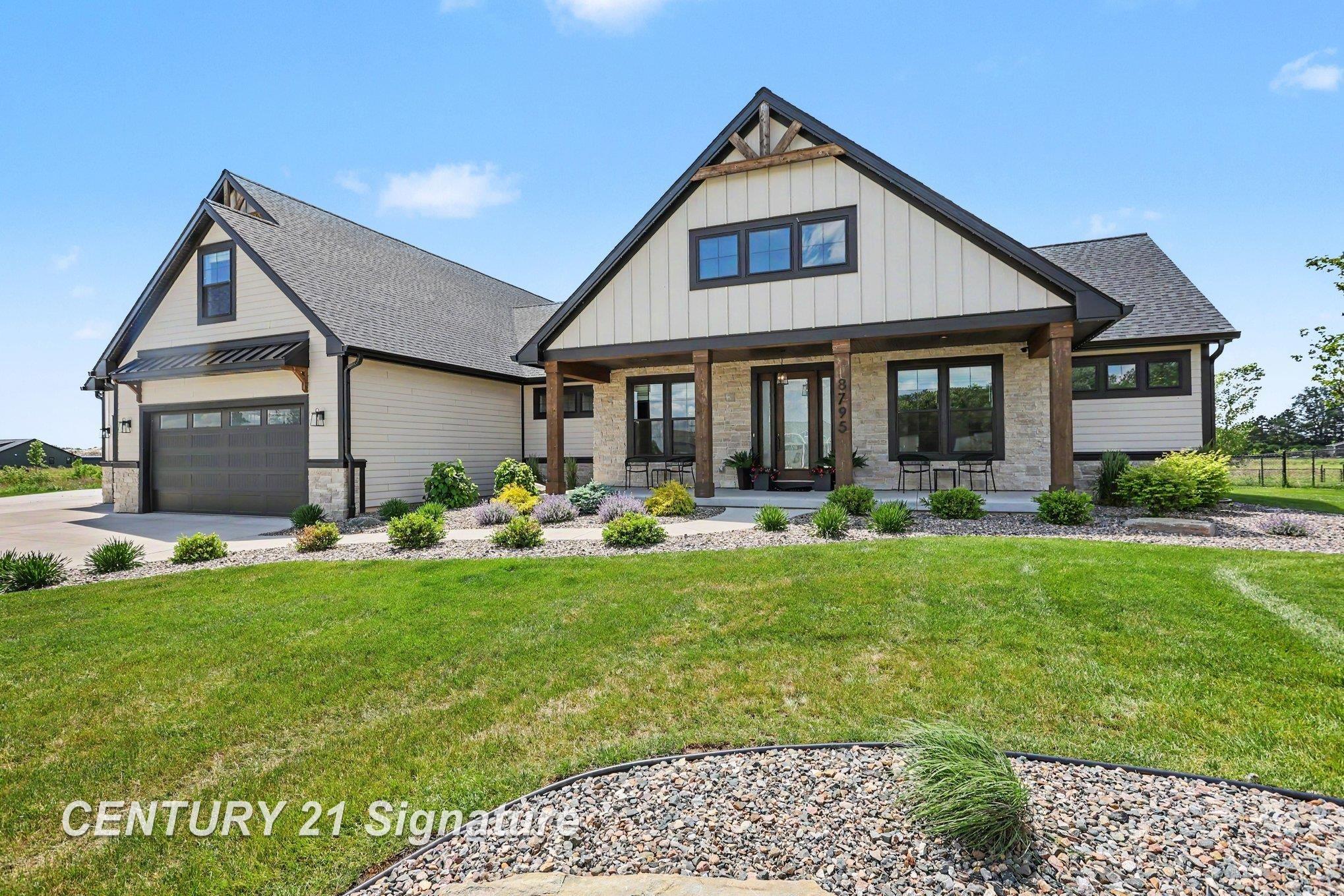 8795 Copper Court, Freeland MI 48623 photo 1