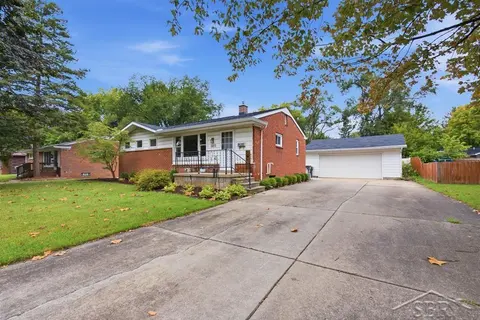 1213 Wallen Street, Midland MI 48642 photo 2