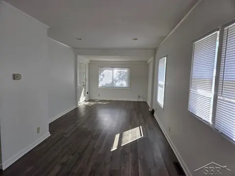 1721 Mershon Street, Saginaw MI 48602 photo 5