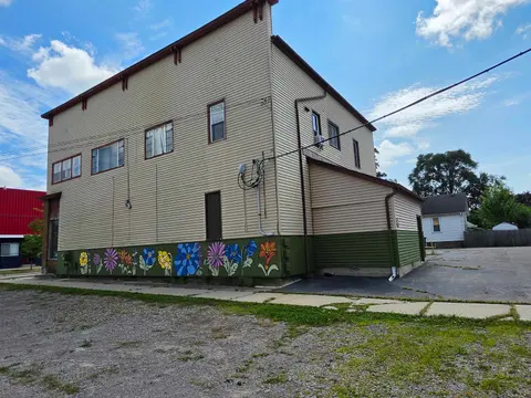 800 S Farragut Street, Bay City MI 48708 photo 2