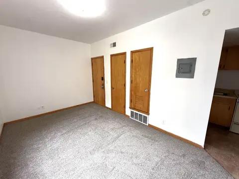 509 Grant #7 Street, Bay City MI 48708 photo 2