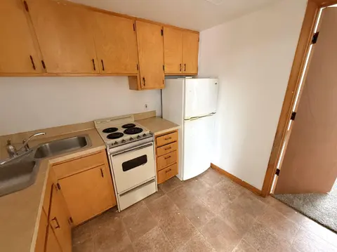 509 Grant #7 Street, Bay City MI 48708 photo 3